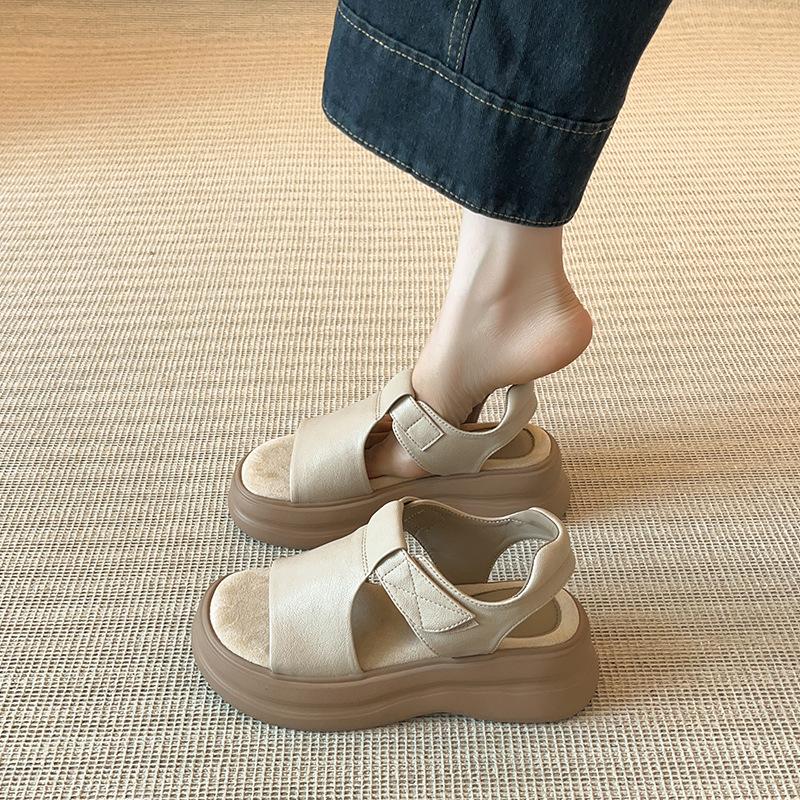 Spot! Xiaohongshu popular retro thick-soled sandals women's new summer heightened flat-soled soft-soled sandals are not tired