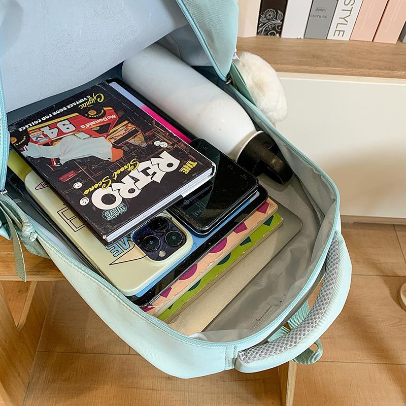 The Schoolbag Is High-value, Cute and Fresh, and the Schoolbag Is Casual, Simple, Lightweight, Versatile and Large-capacity.