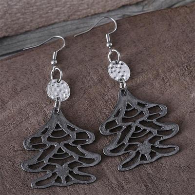 Retro Hollow Christmas Tree Alloy Earrings - Creative & Simple Style