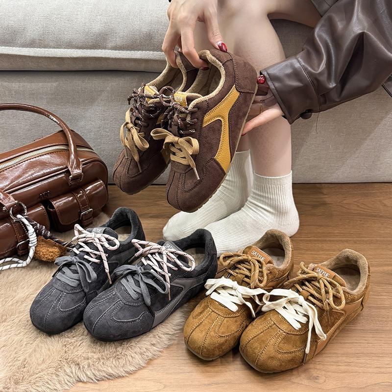 Retro Flat-bottomed Women's Autumn and Winter New Versatile Casual Bo Sports Shoes