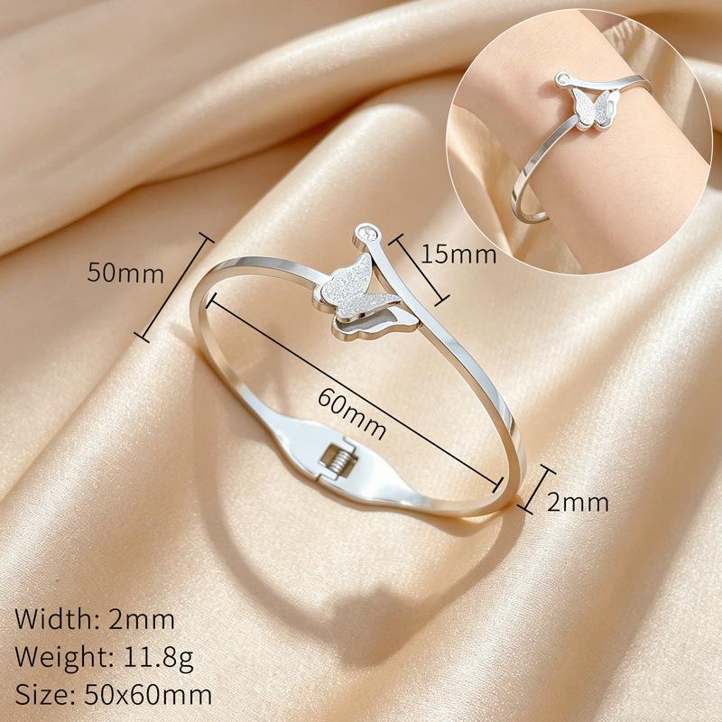 

Stainless Steel Bangles for Women Vintage Butterfly Zircon Can Open Bracelet Jewelry Accessories Gifts for Friends Lover