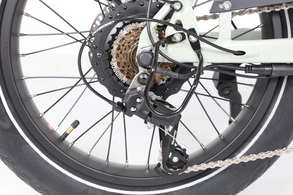 JOBOBIKE ROMER Elektrofahrrad, 250-W-Motor, leiser Motor, 48-V-15-Ah-Akku, Vorderradfederung für ein komfortables Fahrgefühl