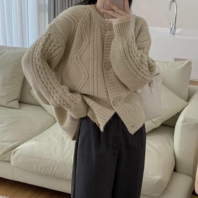 Soft waxy short cardigan women's autumn new round neck loose thickened twist knitted sweater jacket