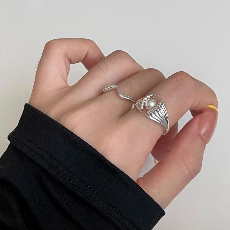 Modern Adjustable Minimalist Ring For Women With Unique Shell Pearl Accent