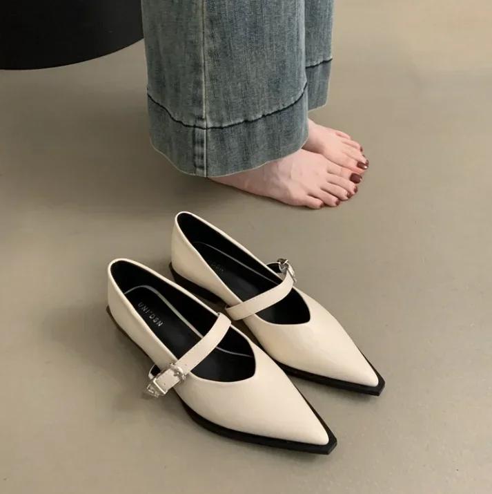 Pointed Toe Women Loafers Shoes Black White Casual Mules Belt Buckle Shallow Slip On Low Heeled Party Pumps Women's Flat Shoes