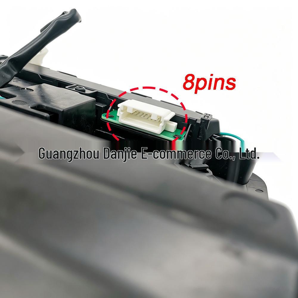 Nissan Altima, Qashqai, Sylphy (13-18) Front Interior Roof Reading & Sunroof Light Assembly