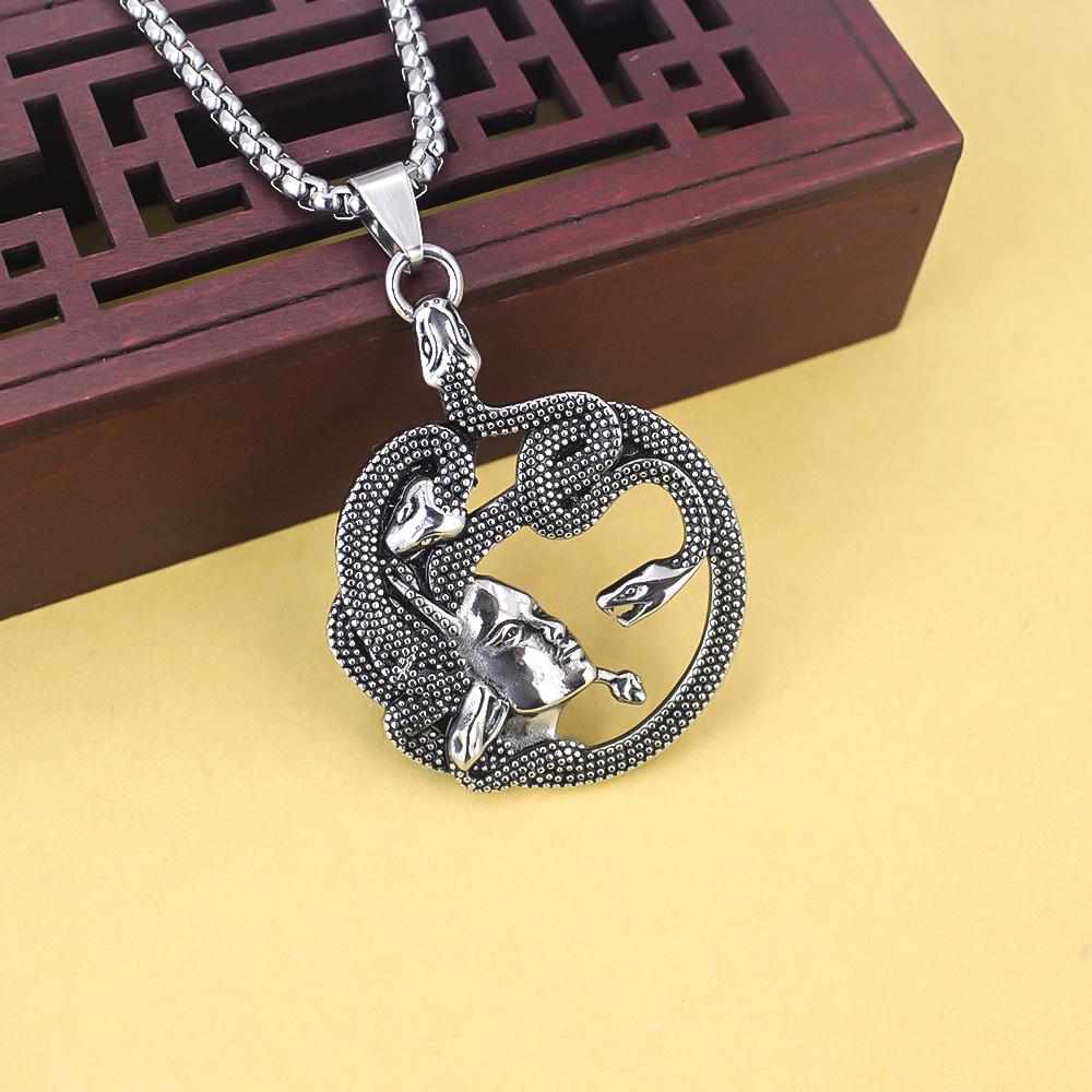 Necklace for Women Ins Hip Hop Diy Medusa Light Luxury Snake Shaped Pendant for Men