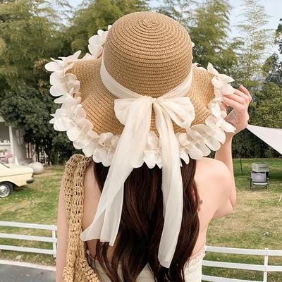 Sweet Wide-brimmed Straw Hat with Mesh Bow Breathable Sunshade Hat Wavy Petal-trimmed Sun Hat for Summer Sun Protection