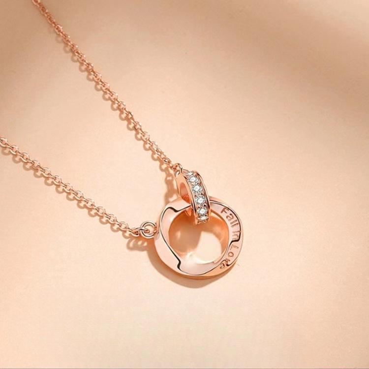 Collier couple entrelacé, tendance cadeau commémoratif d'amour lointain, chaîne de clavicule pour homme et femme