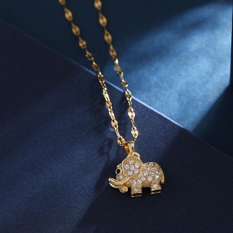 Cute Auspicious Elephant Pendant Necklace, Titanium Steel Necklace, Women'S Non Fading Simple Fashion Pendant Necklace, Daily Party Jewelry