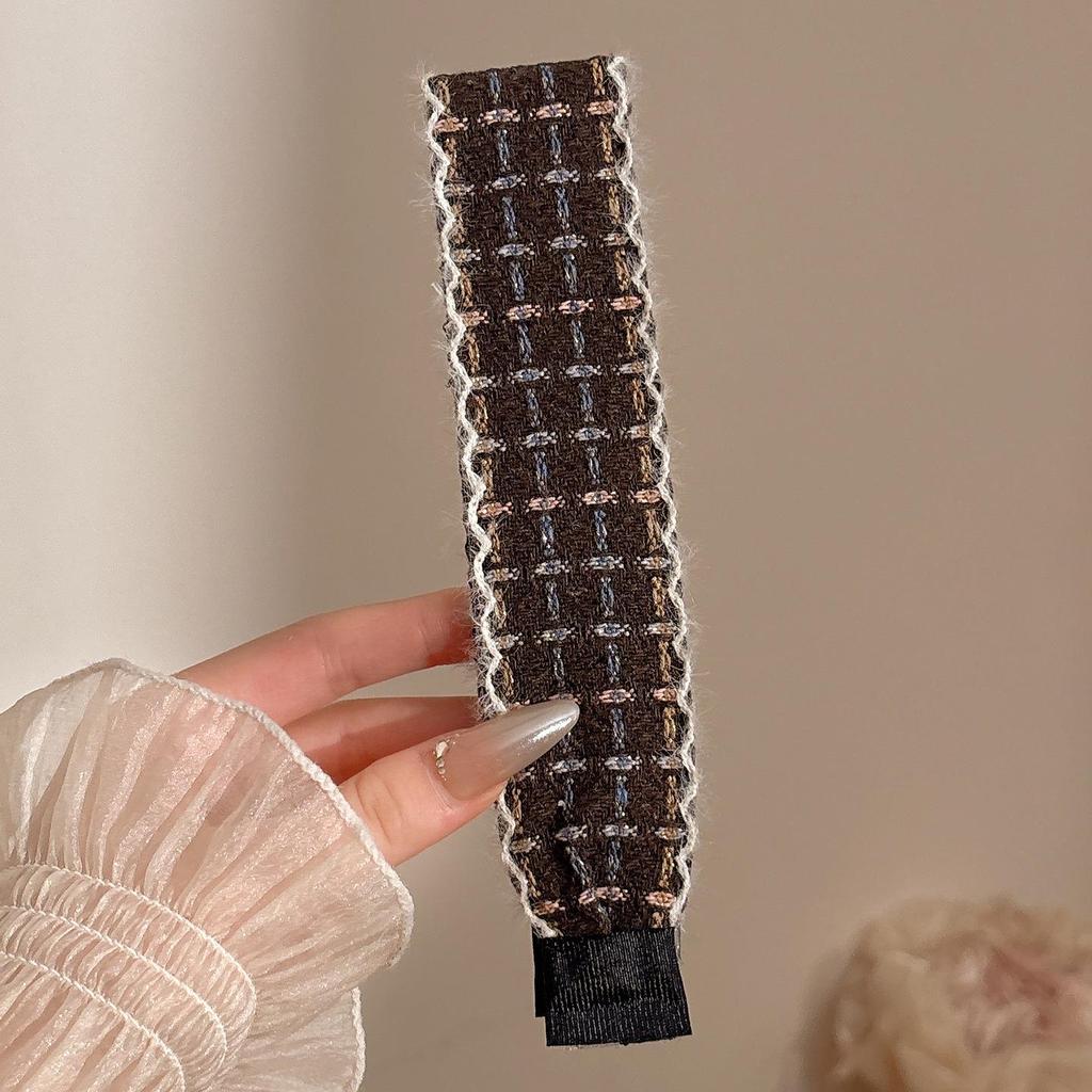 Floral Knit Choppy Bangs Sticker Headband for Women – Non-Slip Hair Magic for Washing Face.