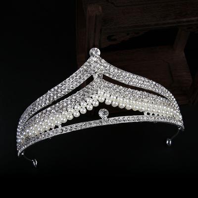 Golden Bridal Crown Wedding Hair Accessories Wedding Dress Accessories European Birthday Headwear Pearl Crown Jewelry