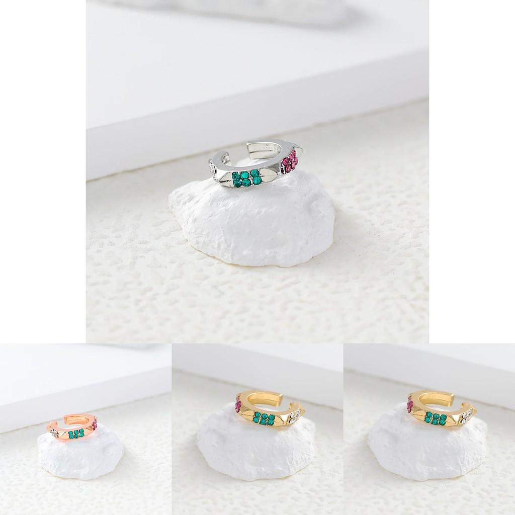 Luxurious Geometric Ear Cuff With Sparkling Rhinestones For Fashionable Women