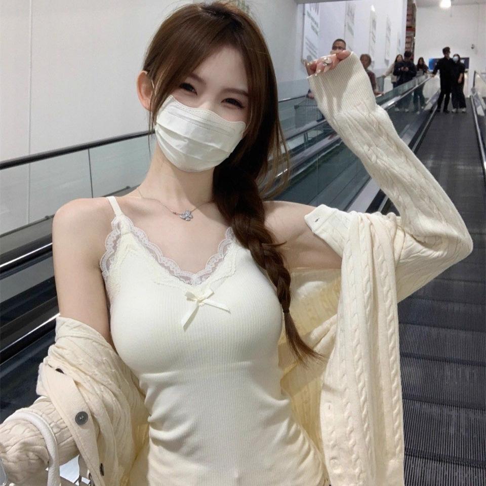 #Early autumn new polished deep V-neck lace thermal vest slim one-piece with chest pad versatile woman