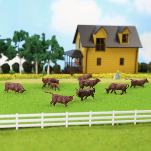1:87 Scale Cow Models, 36-Piece Set, for Architectural Use in Farms, Ranches, and Cow Farms, Micro Landscapes, and Decorative Layouts, Dioramas, Educa