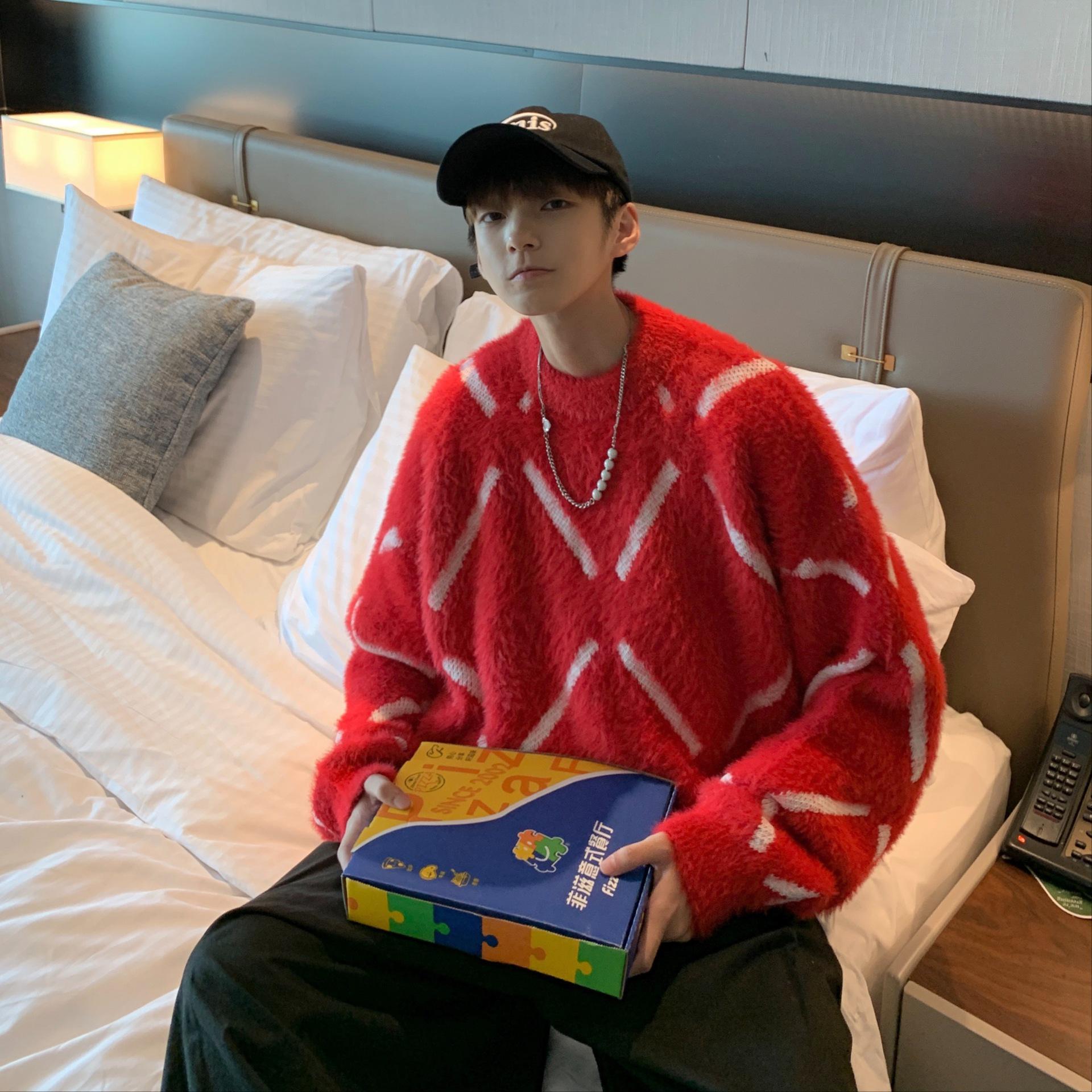 Элегантный зимний кардиган из красного мохерового плюша для пар Утолщенный Повседневный Свободного кроя трикотаж для мужчин 2XL красный 2360₽