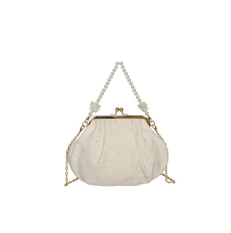 Pearl Shell Bag With Metal Chain And Beaded Details For Casual Daily Use
