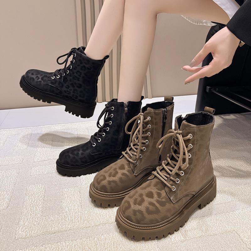 Large size leopard print Martin boots for women in the autumn and winter of 2025, new European and American wind medium tube thick-soled cotton boo