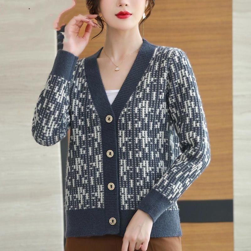 Sweater Jacket Women's New Fashion Mother's Style All-match Knitted Cardigan