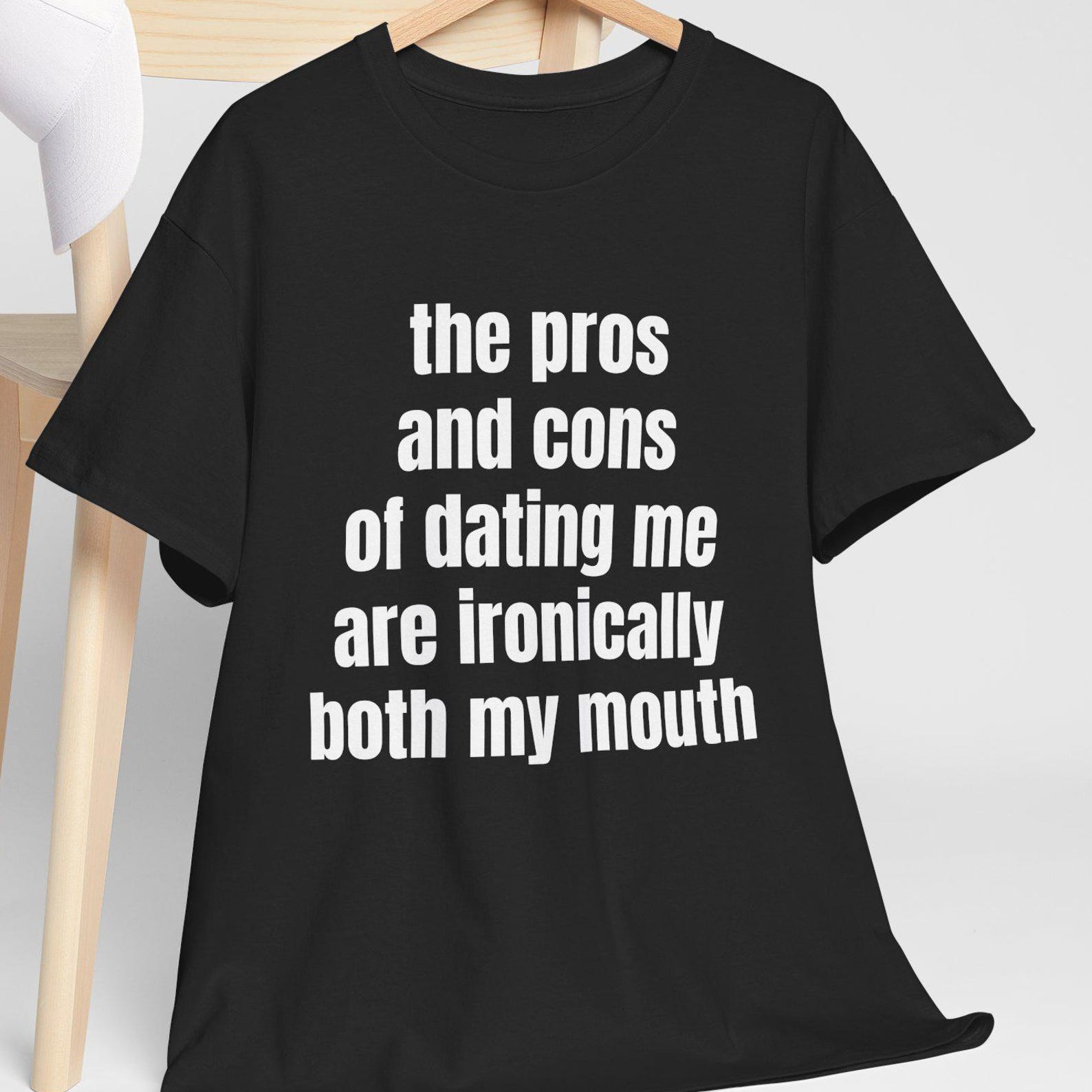 Funny Pros & Cons Of Dating Me T shirt: Adult Humor Meme Tee L
