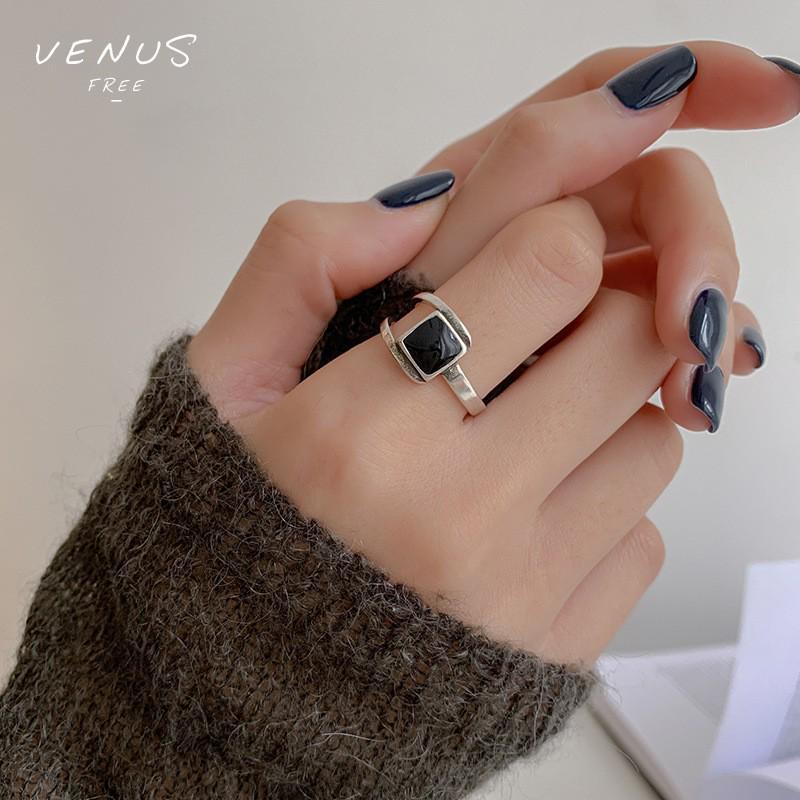 Korean Style S925 Silver Plated Geometric Open Finger Ring - Women's Vintage Hip Hop Jewelry for Index or Pinky Finger.