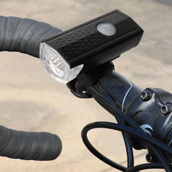 2 st Cykelljus Fram och Bak Set USB Uppladdningsbar Cykellampa med Enknappskontroll Flerläges Ljusstark LED Strålkastare Bakljus Set