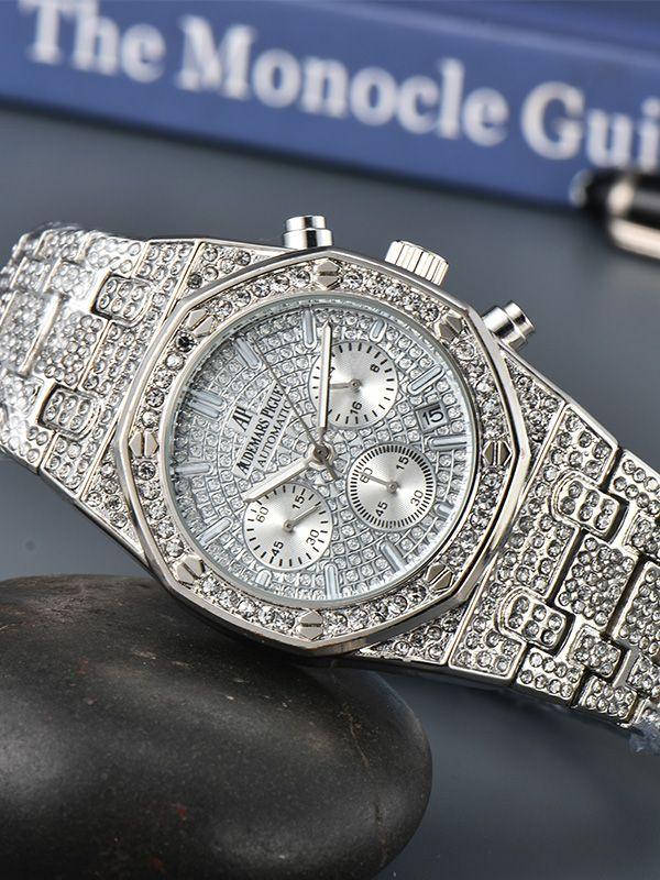 Herren Luxusuhr Mode Metallarmbanduhr mit Kristallverzierungen