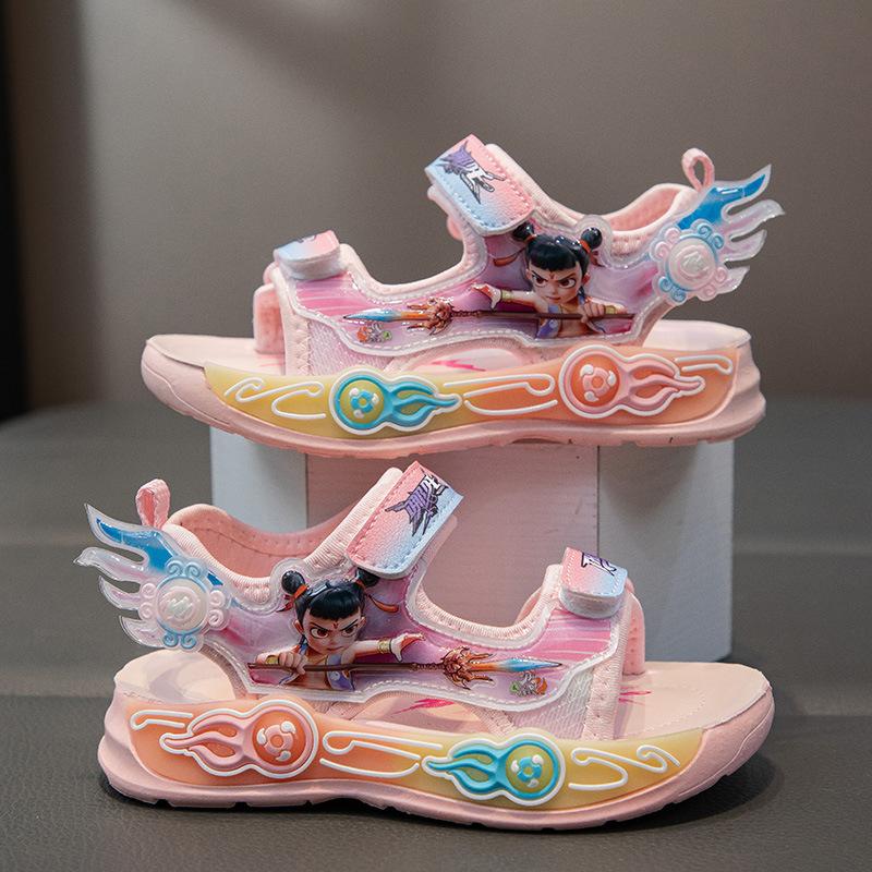 Girls sandals 2025 summer new cartoon casual children's beach shoes soft-soled sports sandals medium and older children's shoes