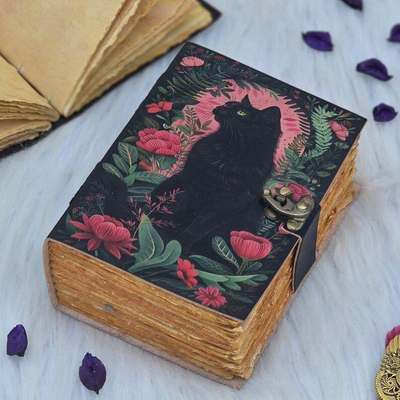 Black Cat Floral Journal – Mystical Diary with Floral Design | Witchy Notebook | Gothic Cat Lover Gift | Occult and Celestial Writing Book