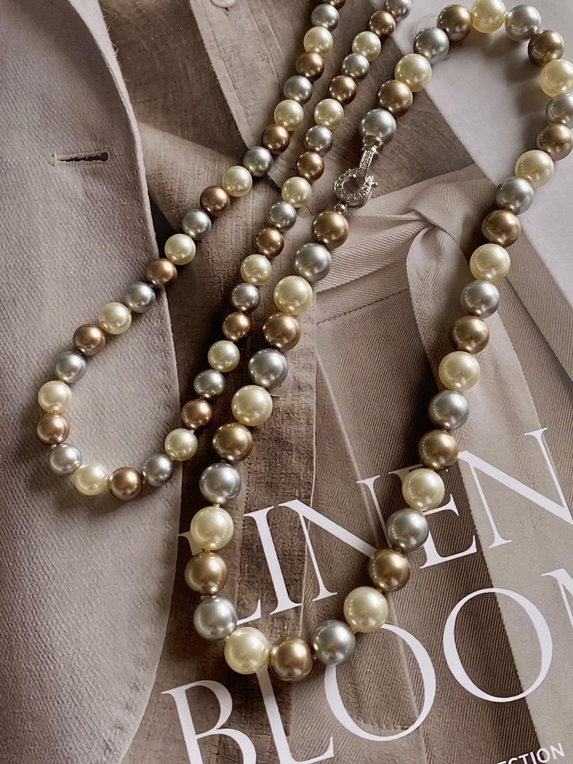 

Mixed Color Shijia Pearl Letter U-Shaped Horseshoe Buckle Necklace Women S Niche Light Luxury Fashion Dopamine Collarbone Neck Chain