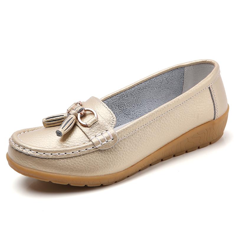 Women's spring and summer new 35-44 sandals, mom's genuine leather shoes, breathable and anti-slip casual loafers