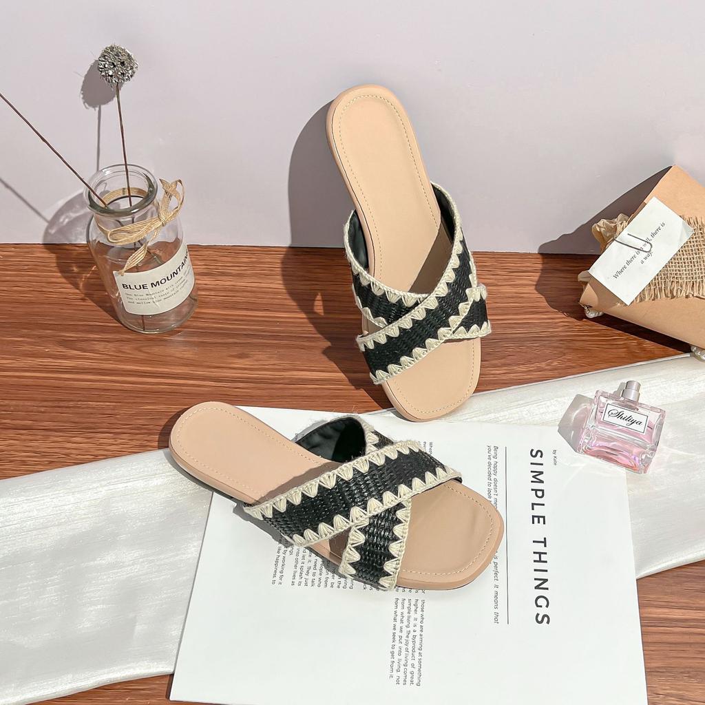 Grape mother summer new woven cross-strap one-word slippers women's wear high-end shopping temperament sandals women