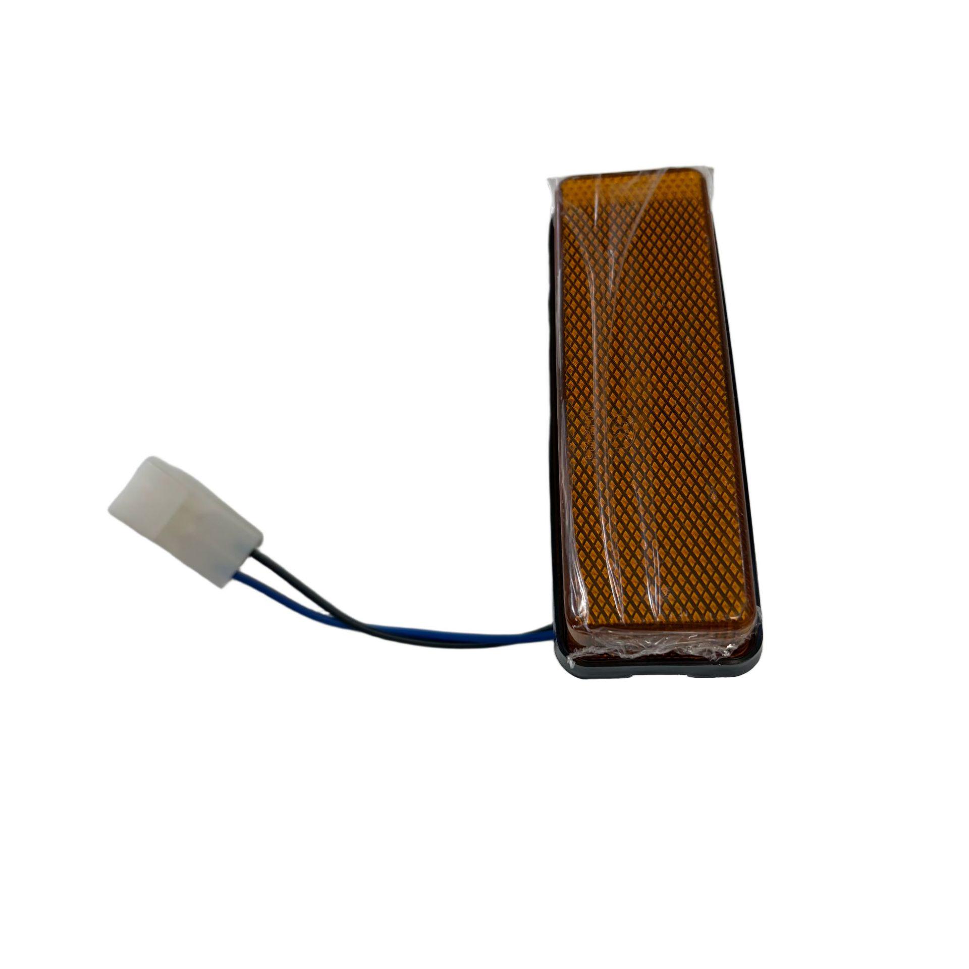 Nanjing Iveco Deying 2045 Military Vehicle Side Turn Signal Light Fender Iveco