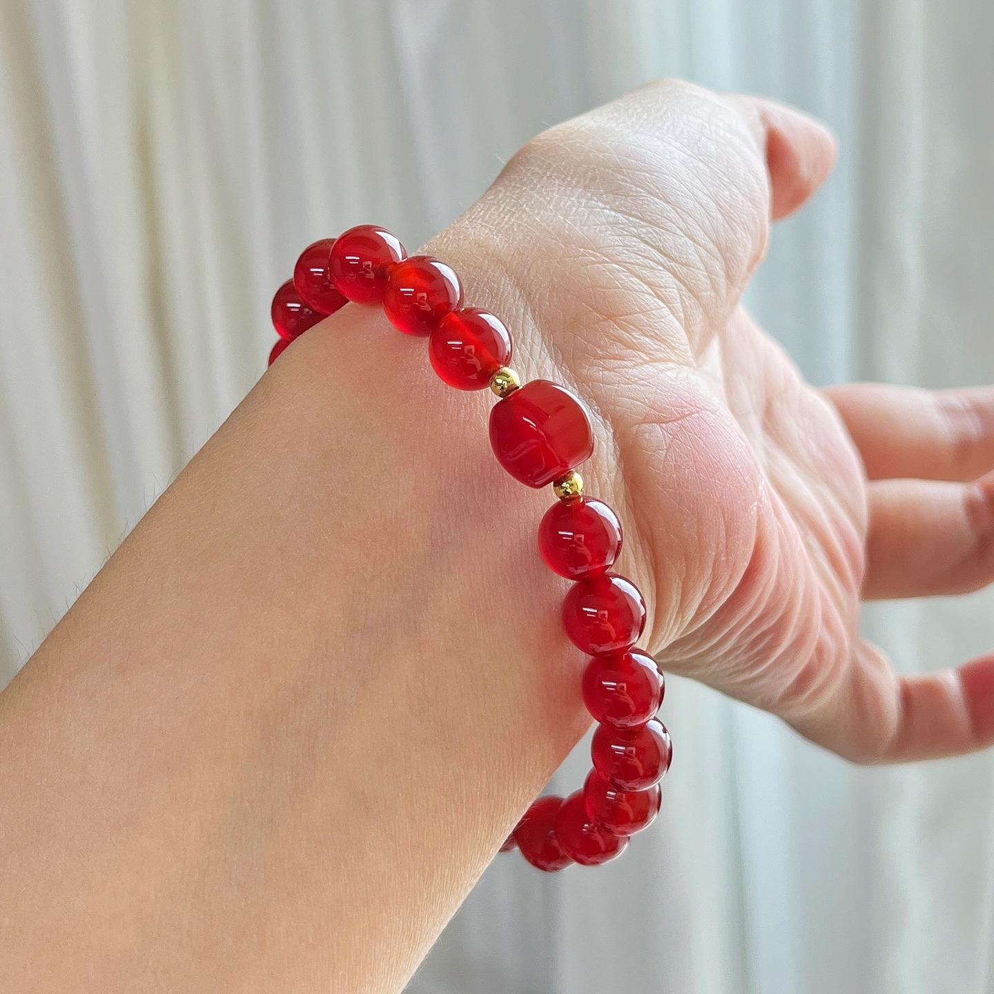 7A8Mm High Quality Ice-Permeable And Hydrating Natural Chalcedony Agate Bracelet Bracelet.