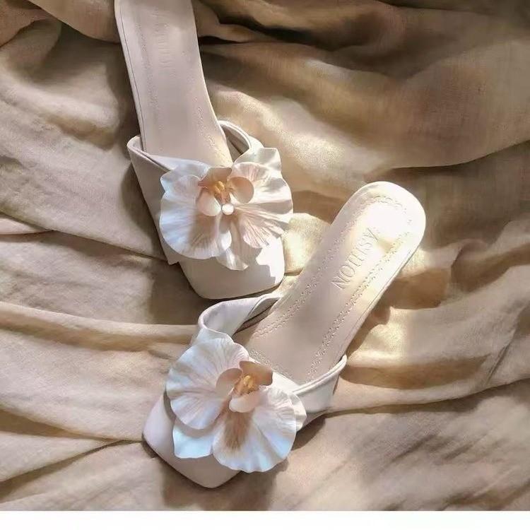 Fashion Women's Fashion Fine Heel Flip-flops Summer New Square Head Open Toe Flower Set Foot Anti-slip Wear Heel Shoes