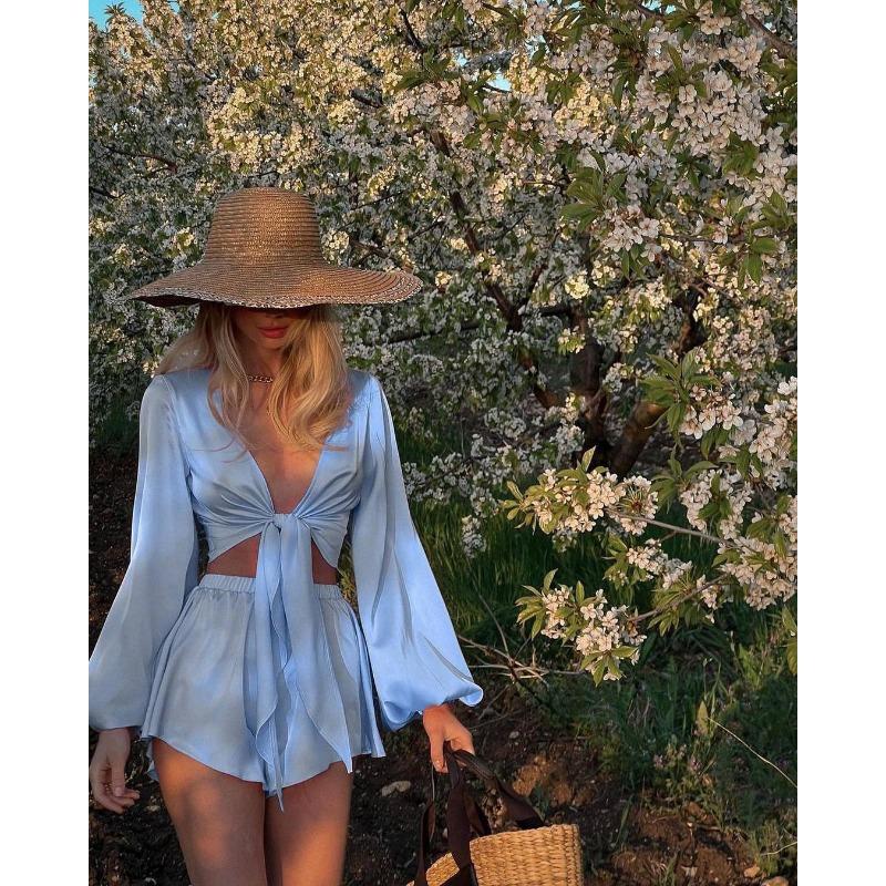 Novo conjunto feminino de blusa e shorts de manga comprida francesa com cadarço para mulheres