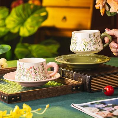 Bardak Takımı – Kahve ve çay setleri