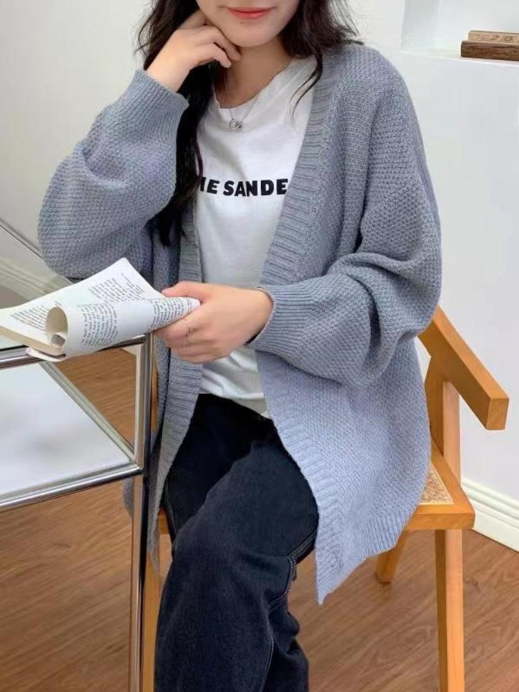 French Retro Mid Length Autumn Outerwear with Thick Thread, Loose Fit, Small Hollow Out, Women's Knitted Cardigan