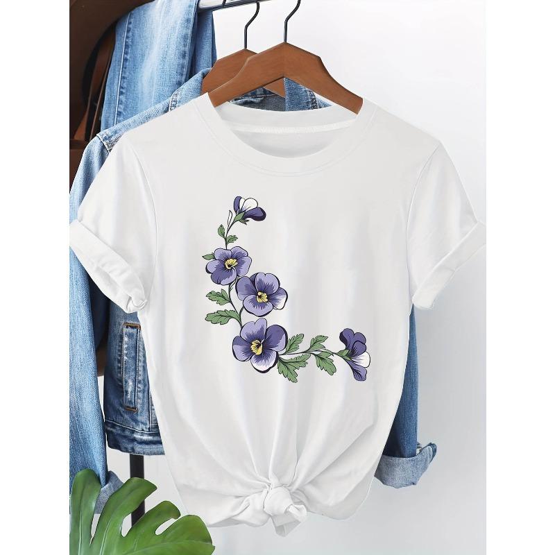 

Ladies T-Shirt with a Pansy Vine Print, Perfect for Spring Outings And Garden Strolls. This Short-Sleeved Top Embodies a Fresh S белый