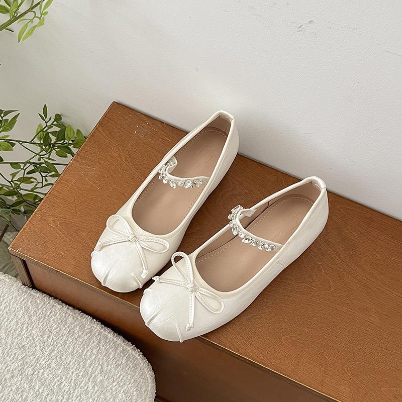 Bow rhinestone shallow mouth Mary Jane women's shoes 2025 new fairy style with skirt inner height increase ballet shoes