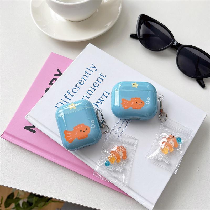A fish applies to AirPods1 Apple Bluetooth wireless headphone case protective case 1/1/1 generation pro1 cute girl