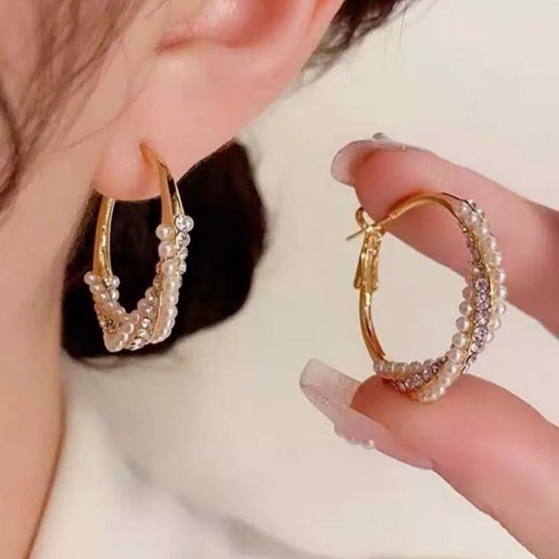 European and American Fashion High-end Atmospheric Earrings Trendy Cool Earrings Versatile Personalized Party Big Earrings Exquisite Commuter Earrings