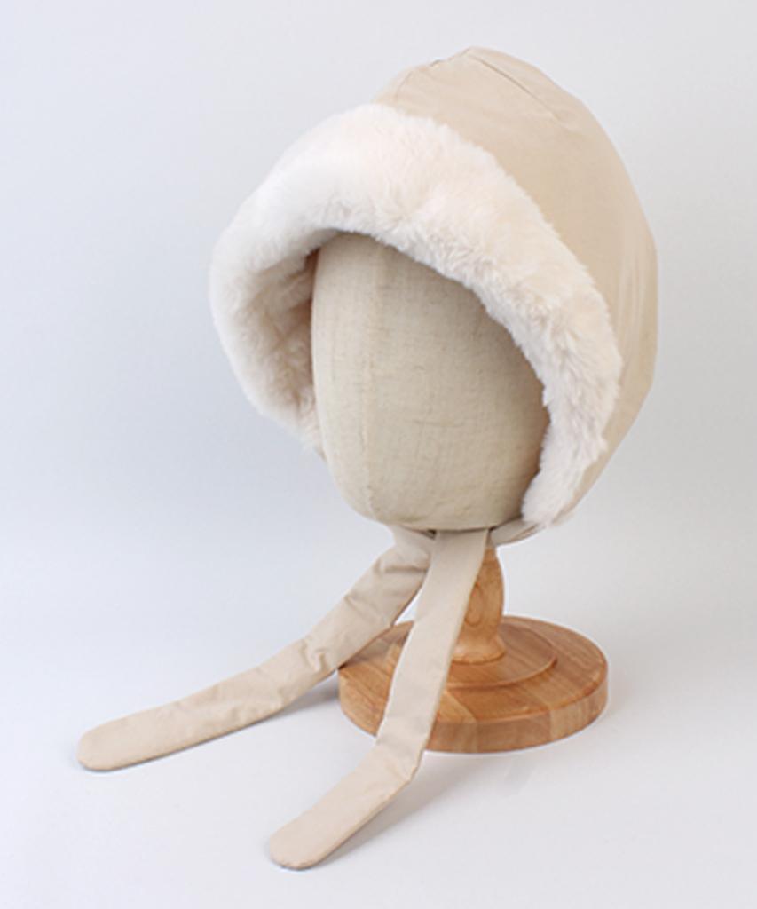 Yunibeosyeolkemiseuteuli Poly Fur Beige Bonnet Hat