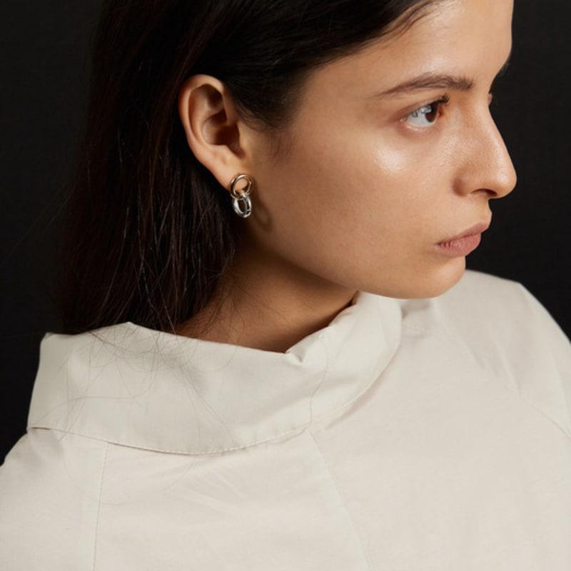 FINNLEE DOUBLE CIRCLE EARRINGS / Gold