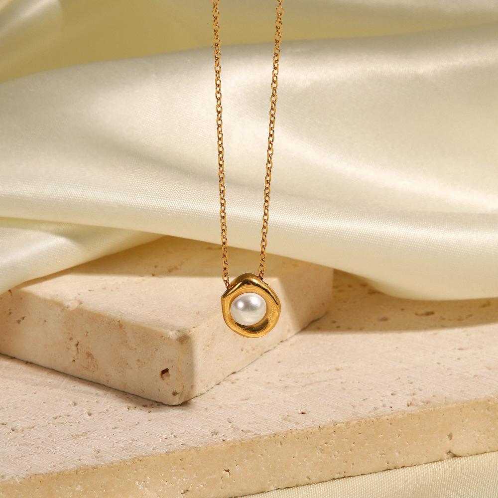 Niche Cold Wind Pearl Necklace Collarbone Chain Temperament Pendant Does Not Fade Retro French Necklace