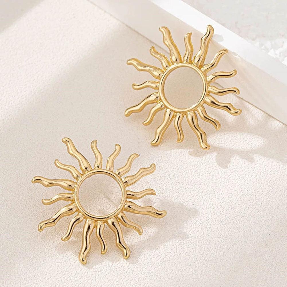 Electroplated Zinc Alloy Gold Sun Flower Earrings Vintage Punk Geometric Women Party Wedding Fashion Jewelry золотой