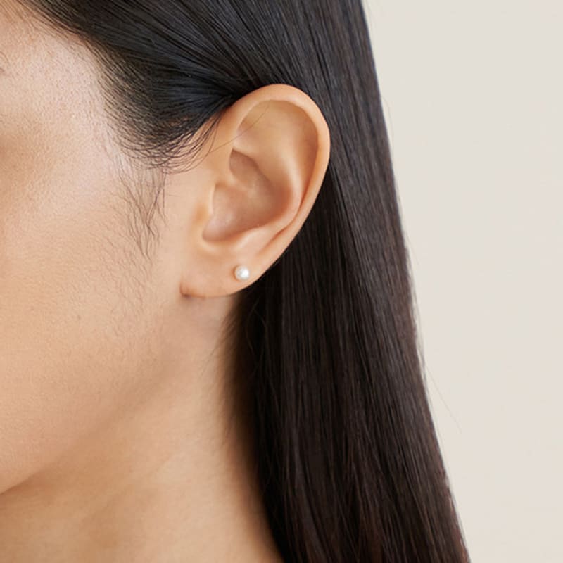 

STILL INSTANT Snow Glow - Earring 14 - Piercing E14