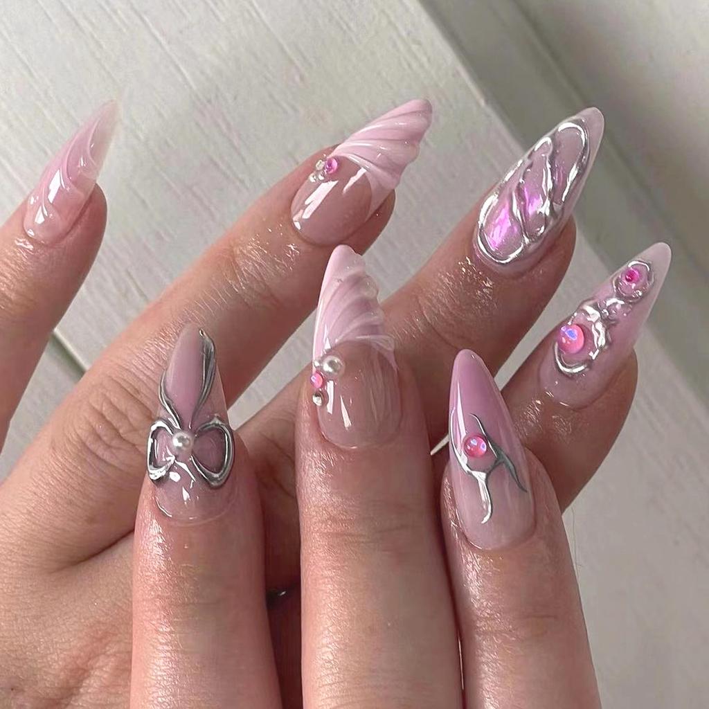 Handmade Pink False Nails with Pearls Charming Comfortable to Wear Manicure Nails for Manicure Lovers and Beauty Bloggers