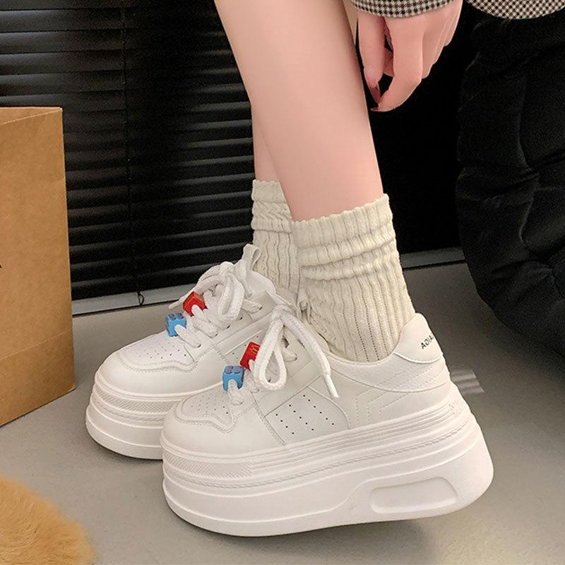 Inner Height Increase Women's Autumn New Super Fire Platform Shoes Versatile Small Muffin Casual Board Shoes