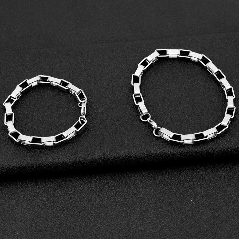 Personalizovaný náramek z titanové oceli pro chlapce: Stylový, Odolný Krabičkový Řetízek - Trendy Unisex Design, Který Nebledne